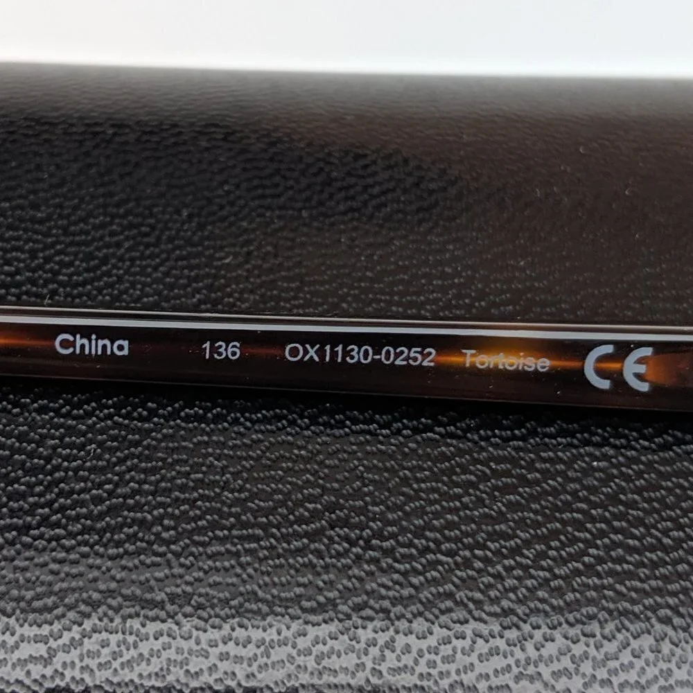 🕶️Oakley Intention OX1130 Unisex Eyeglasses with Case /EUB816🕶️